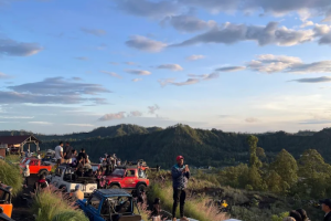 Sunrise and Black Lava Bali Jeep Tour